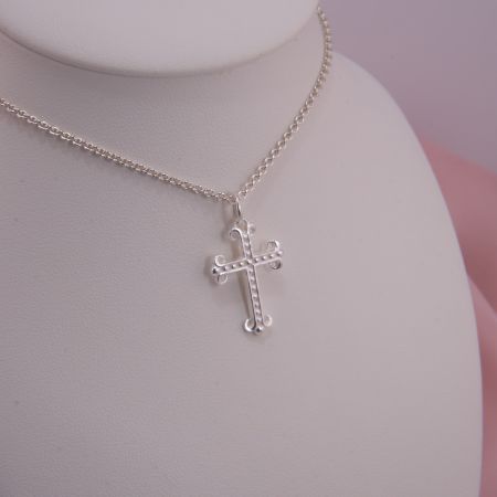 Kreuz Anhänger gotisch mit Ankerkette